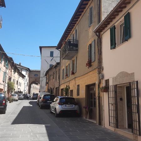 페루자 Casina A Porta Sant'Angelo 아파트 외부 사진